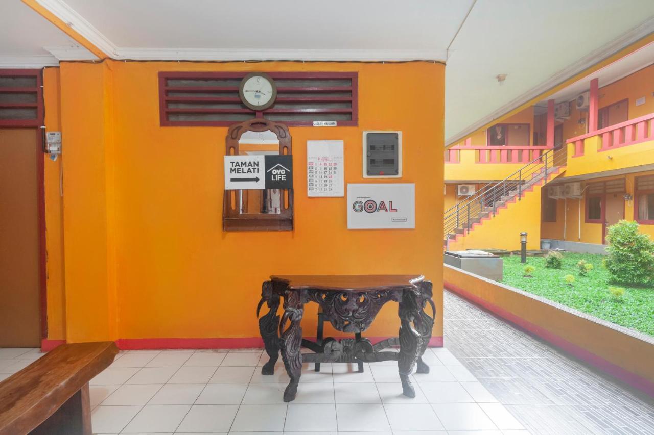 Oyo Life 3034 Taman Melati Ξενοδοχείο Depok Εξωτερικό φωτογραφία