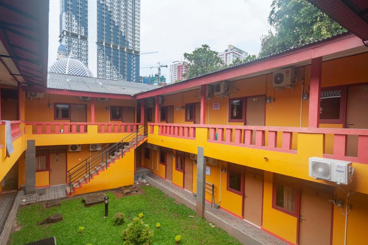 Oyo Life 3034 Taman Melati Ξενοδοχείο Depok Εξωτερικό φωτογραφία