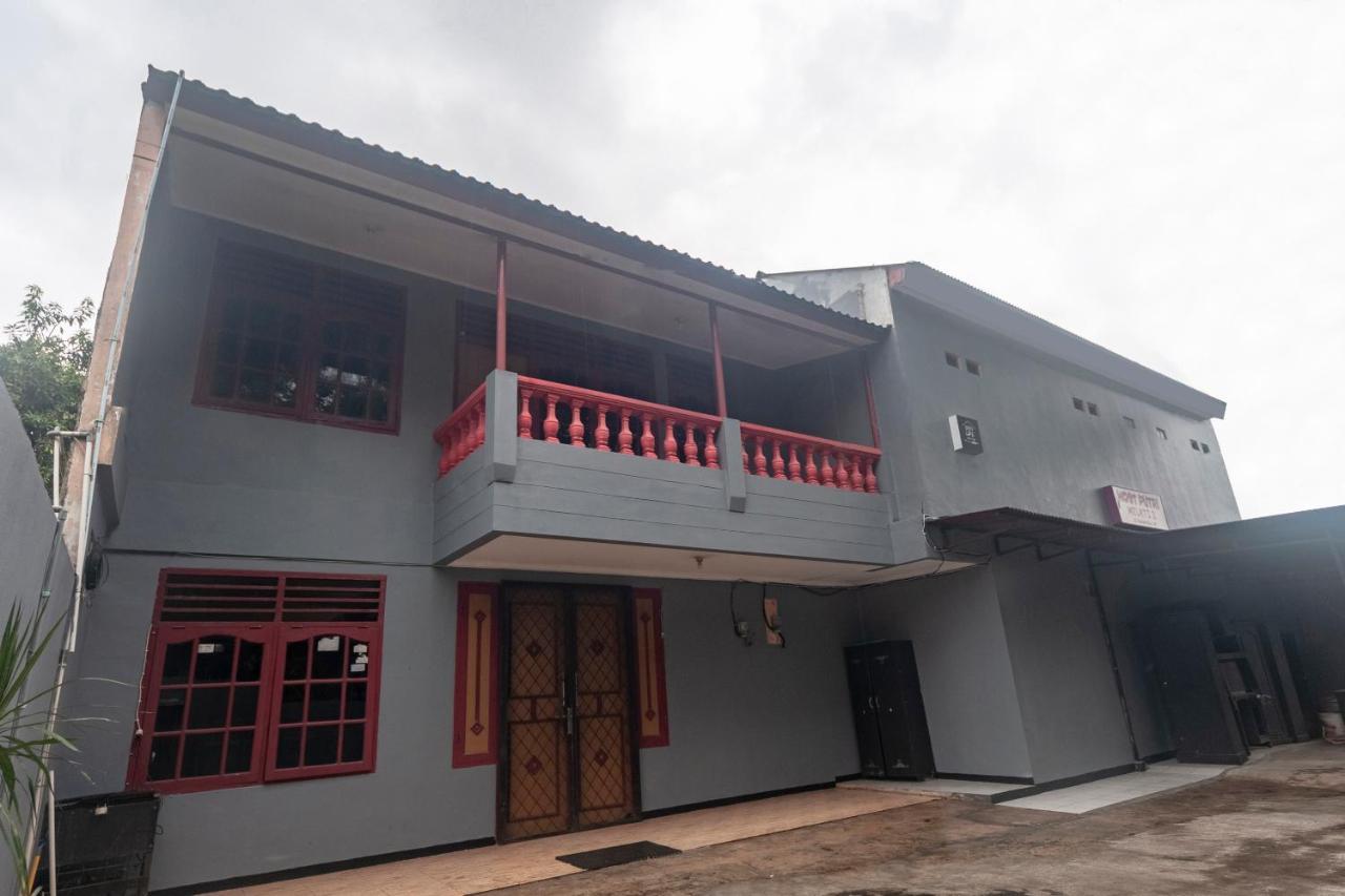 Oyo Life 3034 Taman Melati Ξενοδοχείο Depok Εξωτερικό φωτογραφία